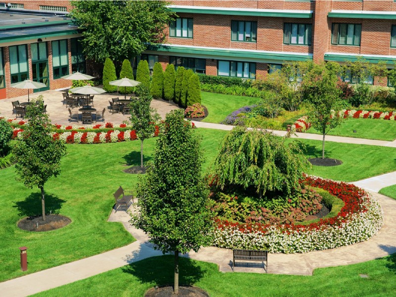 Wesley Enhance Living Pennypack Park, Outdoor_4_patio_landscape_overview_pennypack_park_wesley_enhanced_living_senior_assisted_living_communities.jpg